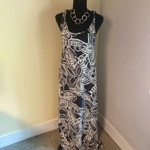Black and white maxi dress size 8